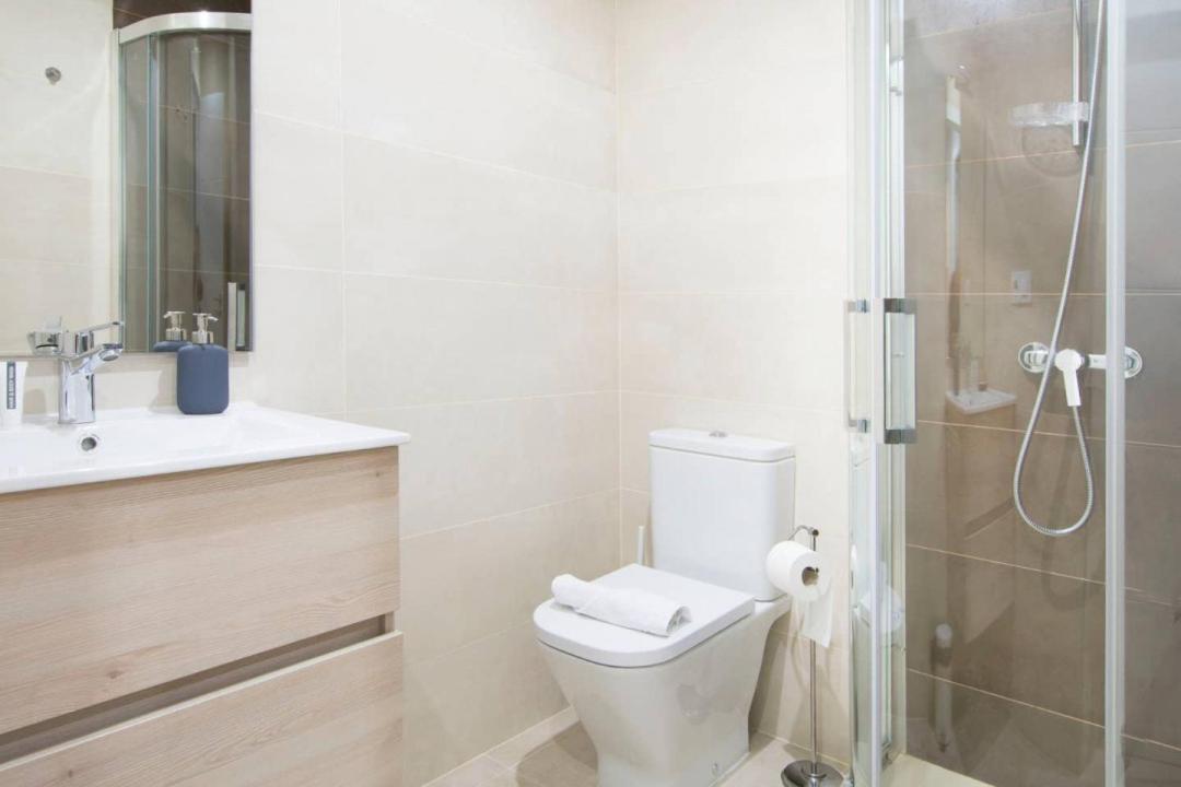 Cruz Apartment Madrid Exterior foto